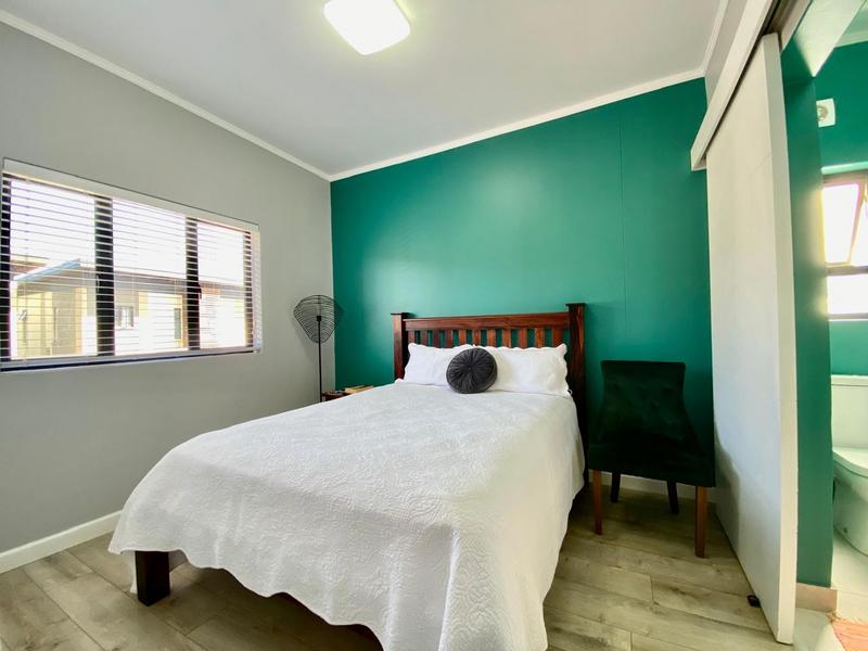 2 Bedroom Property for Sale in Hillcrest Park KwaZulu-Natal