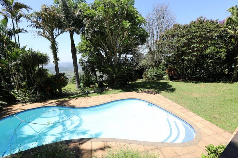 6 Bedroom Property for Sale in Winston Park KwaZulu-Natal