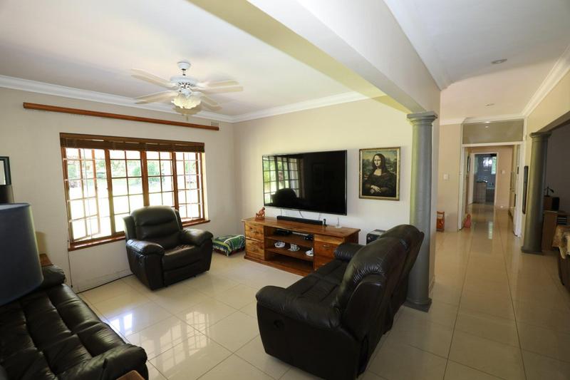 6 Bedroom Property for Sale in Winston Park KwaZulu-Natal