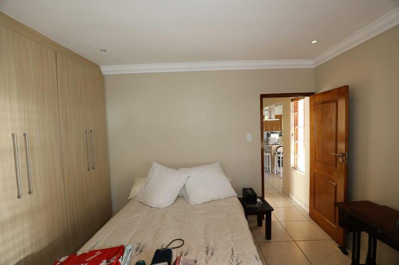 6 Bedroom Property for Sale in Winston Park KwaZulu-Natal