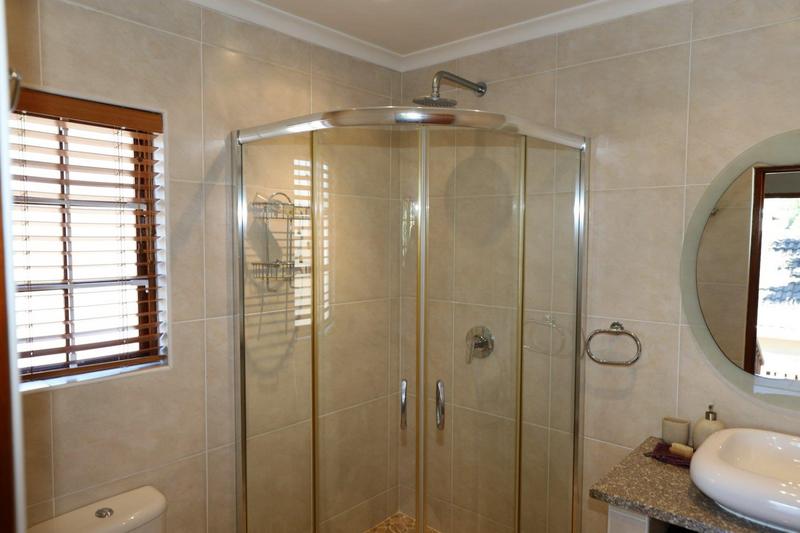 6 Bedroom Property for Sale in Winston Park KwaZulu-Natal