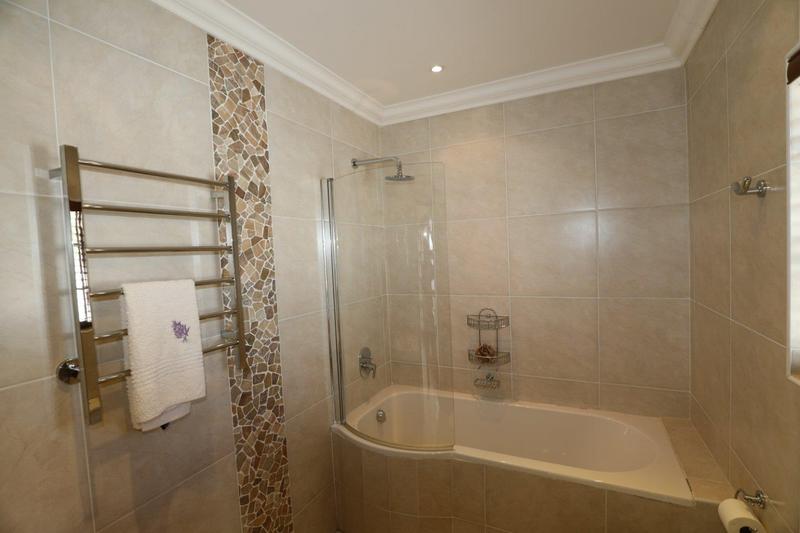 6 Bedroom Property for Sale in Winston Park KwaZulu-Natal