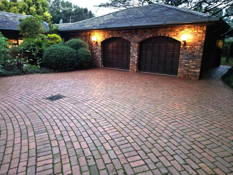 4 Bedroom Property for Sale in Winston Park KwaZulu-Natal