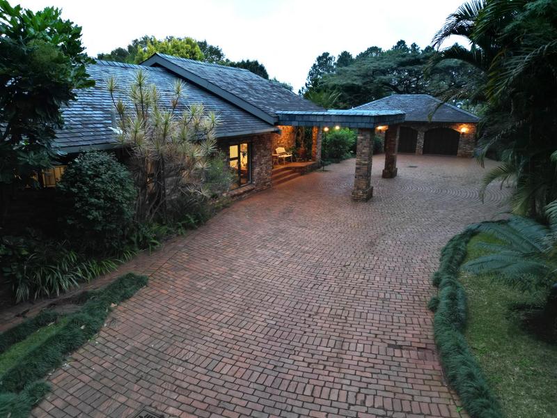 4 Bedroom Property for Sale in Winston Park KwaZulu-Natal