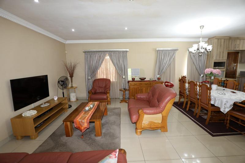 4 Bedroom Property for Sale in Duffs Road KwaZulu-Natal