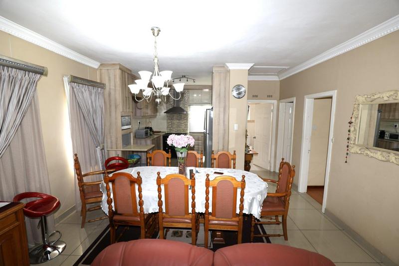 4 Bedroom Property for Sale in Duffs Road KwaZulu-Natal
