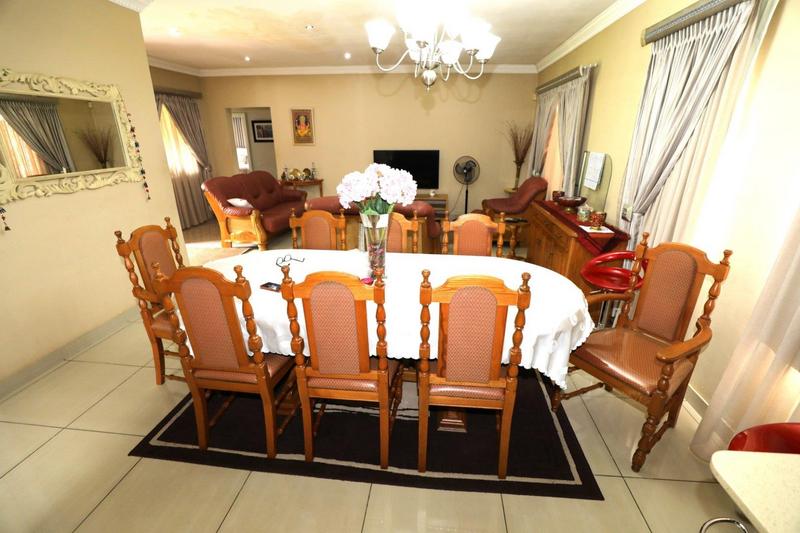 4 Bedroom Property for Sale in Duffs Road KwaZulu-Natal
