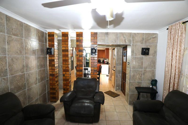 3 Bedroom Property for Sale in Newlands West KwaZulu-Natal