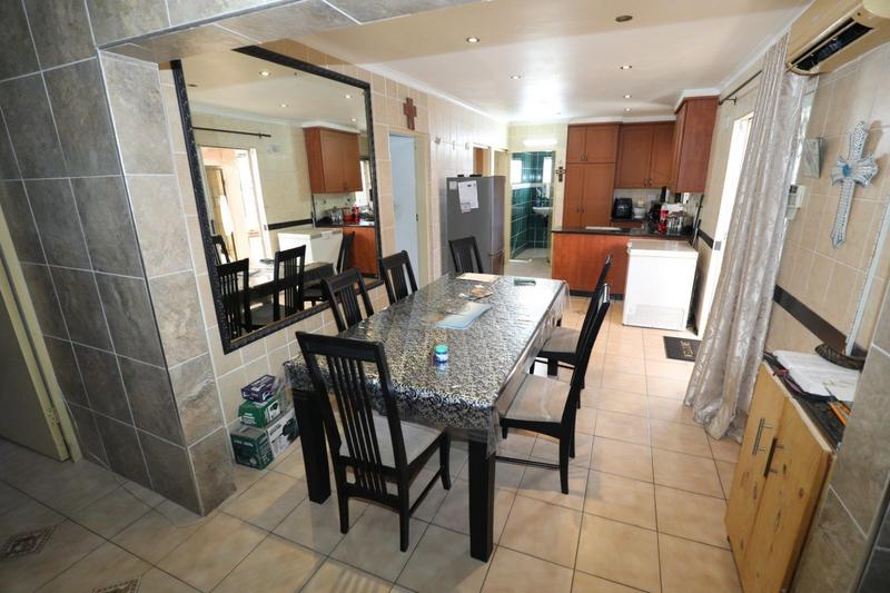 3 Bedroom Property for Sale in Newlands West KwaZulu-Natal