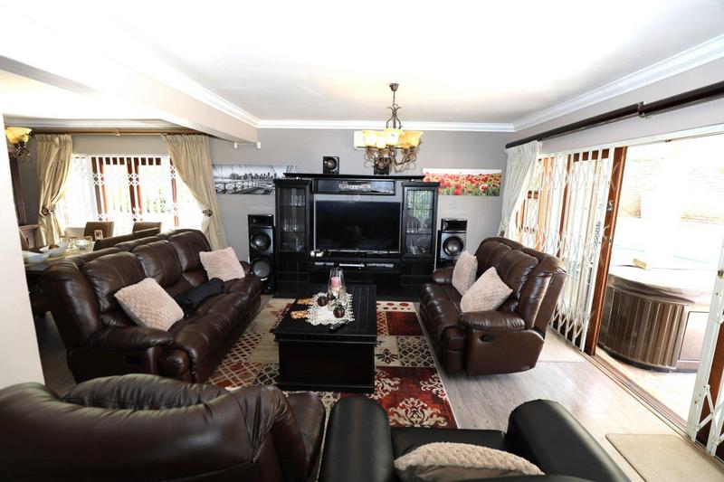 5 Bedroom Property for Sale in Padfield Park KwaZulu-Natal