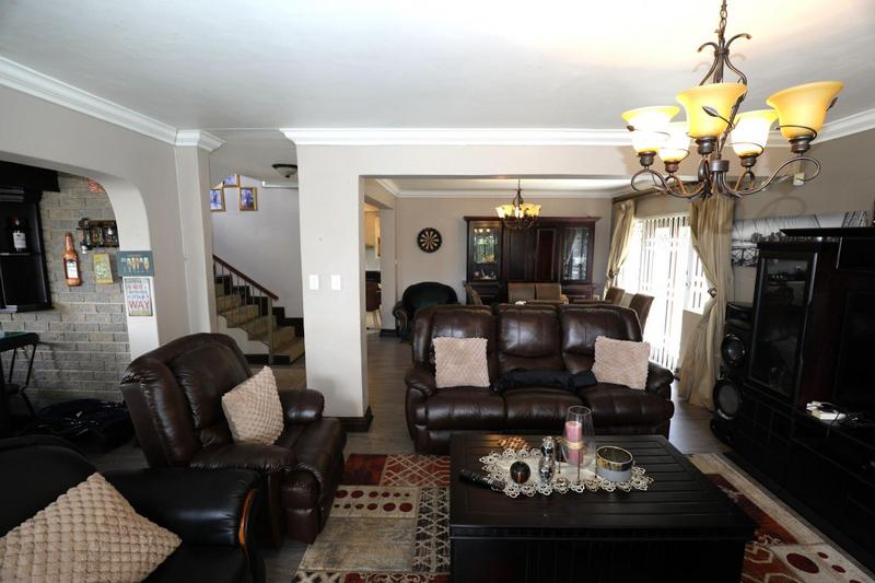 5 Bedroom Property for Sale in Padfield Park KwaZulu-Natal