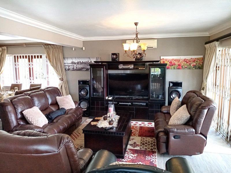 5 Bedroom Property for Sale in Padfield Park KwaZulu-Natal