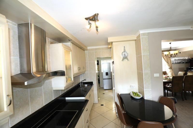 5 Bedroom Property for Sale in Padfield Park KwaZulu-Natal