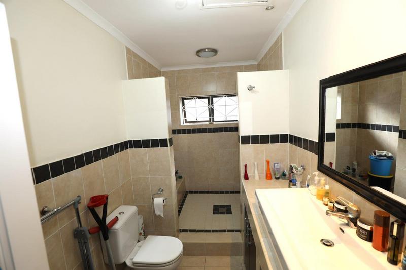 3 Bedroom Property for Sale in Sunningdale KwaZulu-Natal