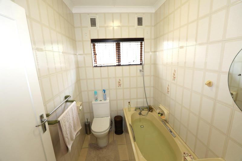 3 Bedroom Property for Sale in Sunningdale KwaZulu-Natal