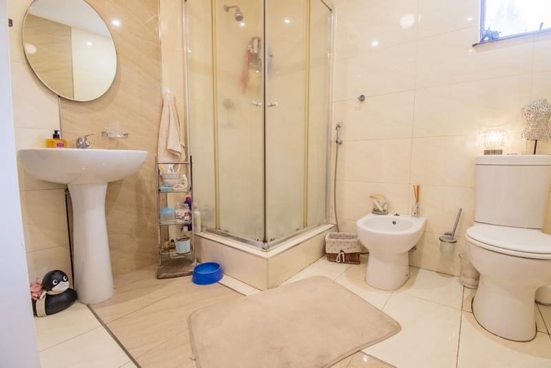 6 Bedroom Property for Sale in Westville KwaZulu-Natal