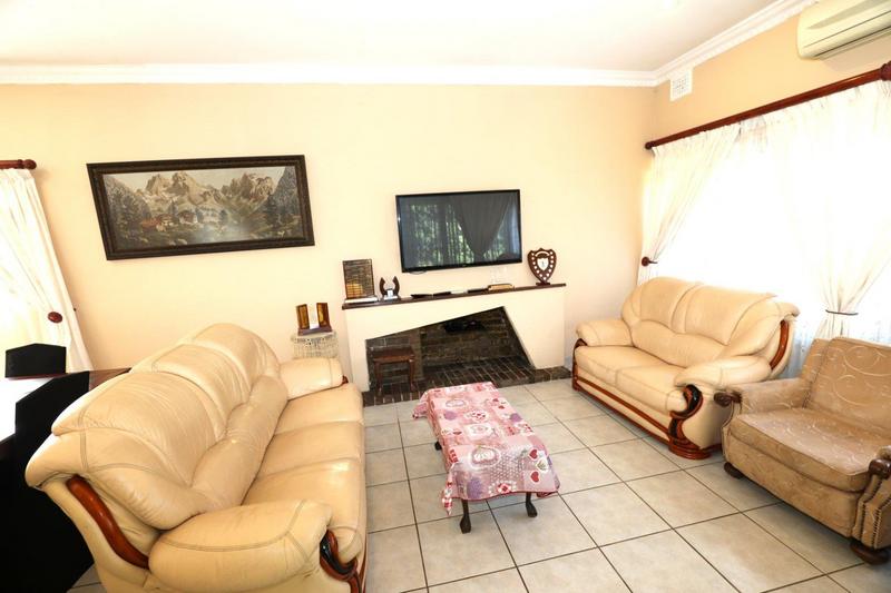 4 Bedroom Property for Sale in Durban North KwaZulu-Natal