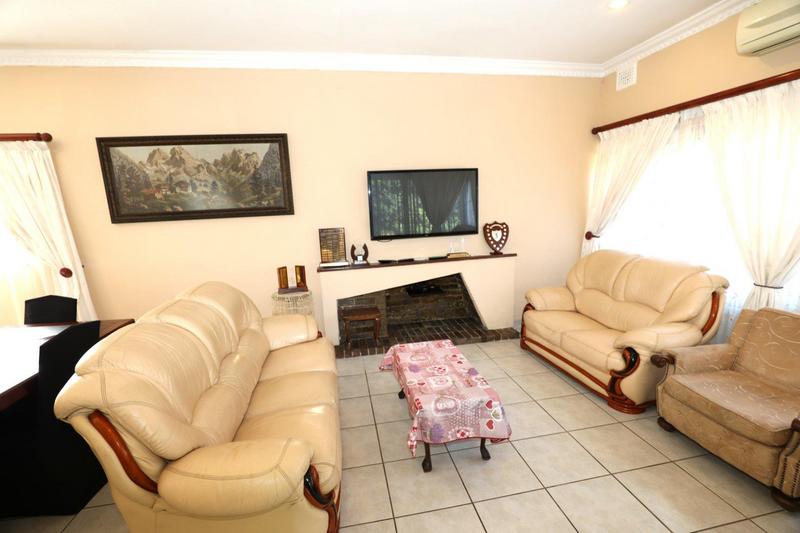 4 Bedroom Property for Sale in Durban North KwaZulu-Natal