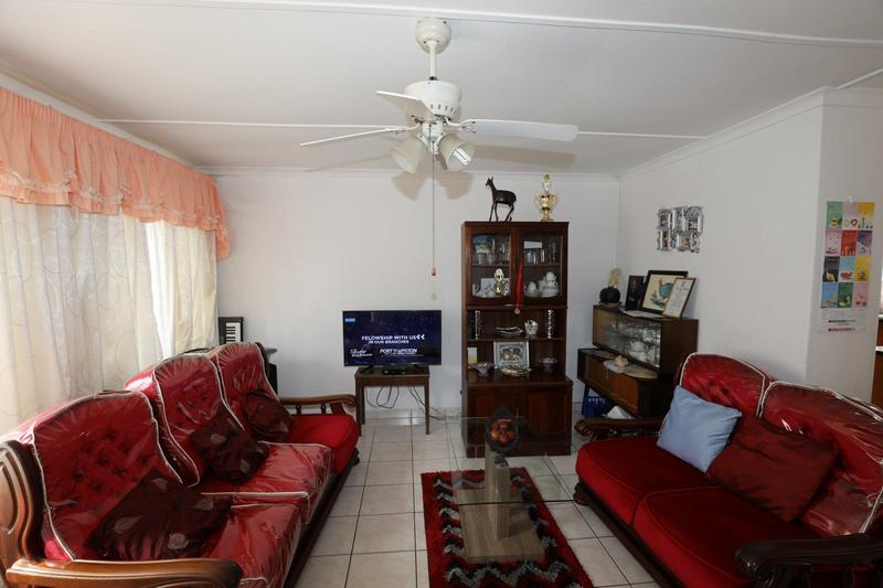 3 Bedroom Property for Sale in Kwandengezi KwaZulu-Natal