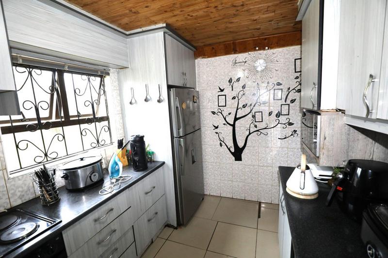 3 Bedroom Property for Sale in Birchwood Park KwaZulu-Natal