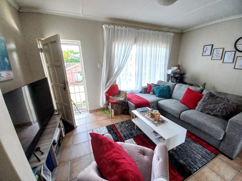 2 Bedroom Property for Sale in Lincoln Meade KwaZulu-Natal