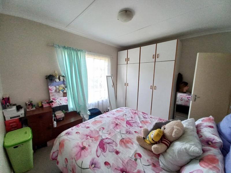 2 Bedroom Property for Sale in Lincoln Meade KwaZulu-Natal
