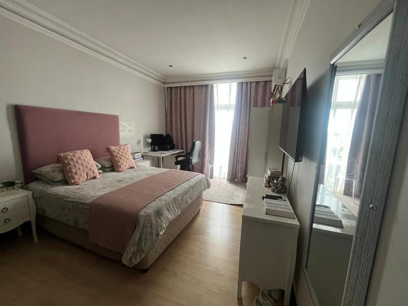 To Let 3 Bedroom Property for Rent in Umhlanga Ridge KwaZulu-Natal