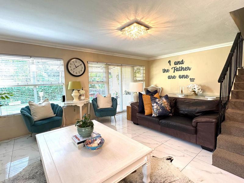 3 Bedroom Property for Sale in Sherwood KwaZulu-Natal