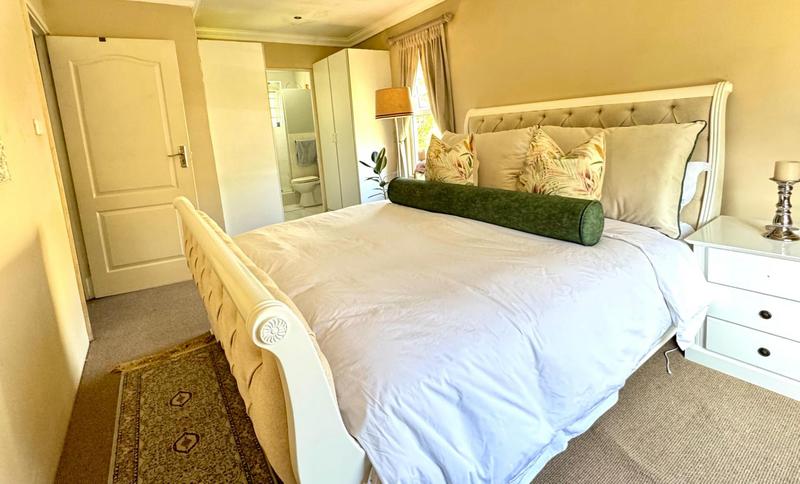 3 Bedroom Property for Sale in Sherwood KwaZulu-Natal