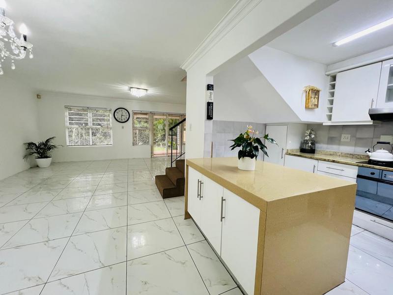 3 Bedroom Property for Sale in Sherwood KwaZulu-Natal