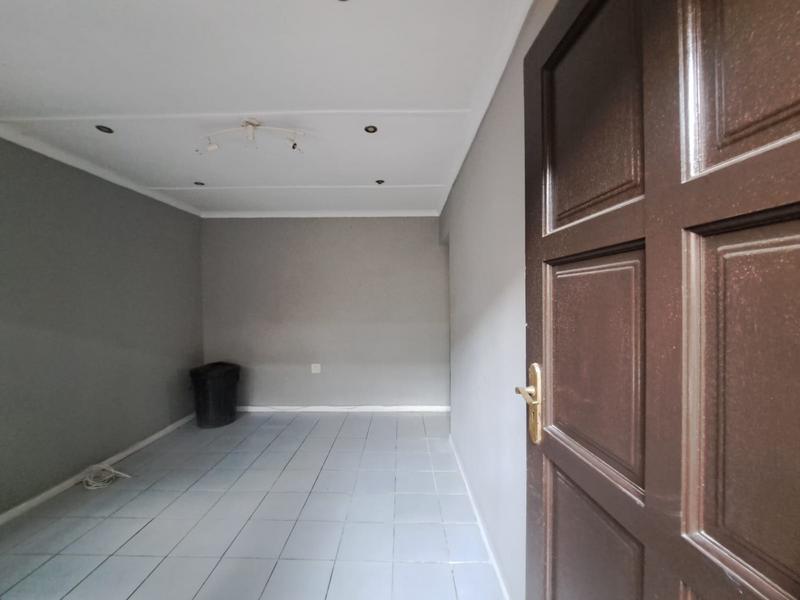 To Let 2 Bedroom Property for Rent in Caneside KwaZulu-Natal