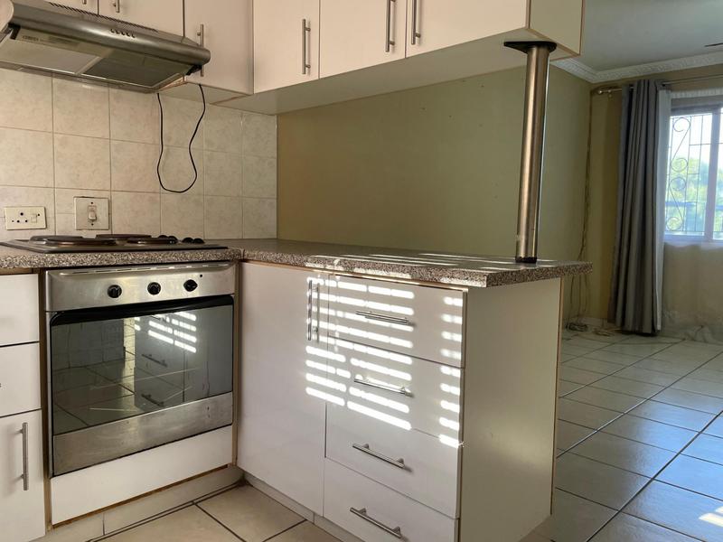 To Let 2 Bedroom Property for Rent in Montclair KwaZulu-Natal