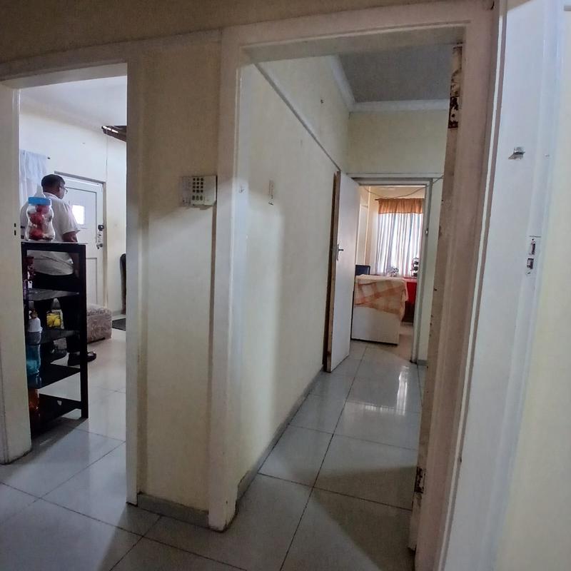 3 Bedroom Property for Sale in Montclair KwaZulu-Natal