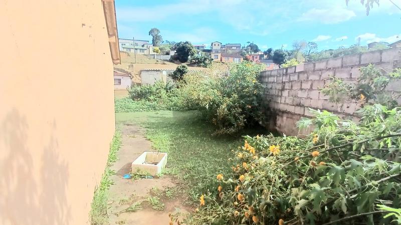 2 Bedroom Property for Sale in Umlazi KwaZulu-Natal