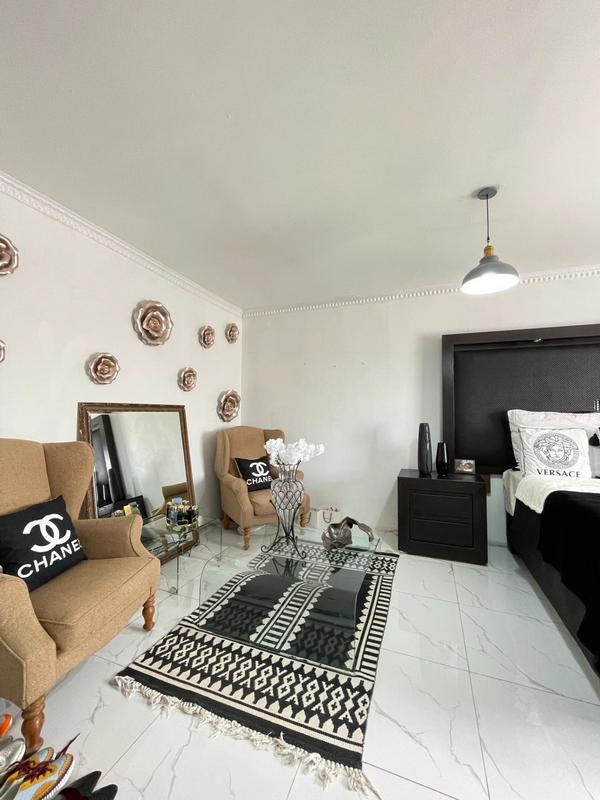 3 Bedroom Property for Sale in Kwamashu KwaZulu-Natal