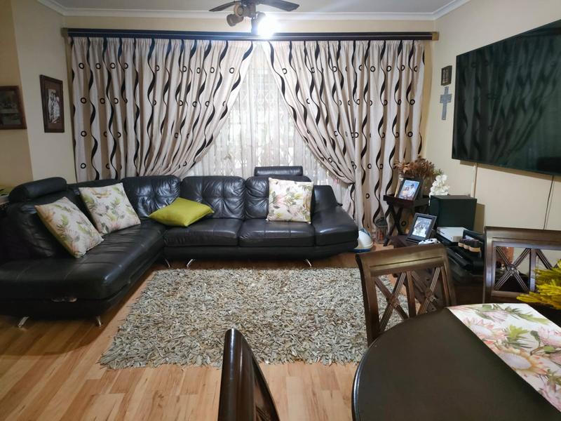 To Let 3 Bedroom Property for Rent in Escombe KwaZulu-Natal