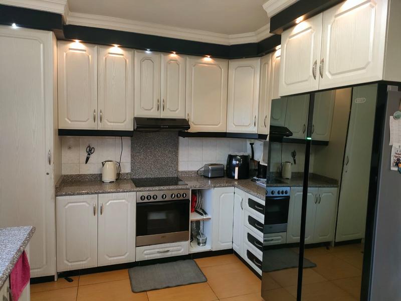 To Let 3 Bedroom Property for Rent in Escombe KwaZulu-Natal