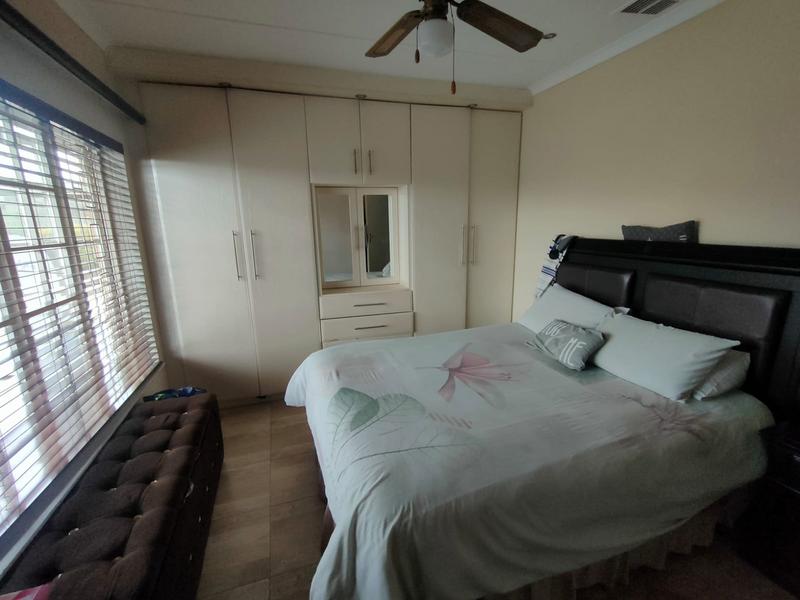 To Let 3 Bedroom Property for Rent in Escombe KwaZulu-Natal