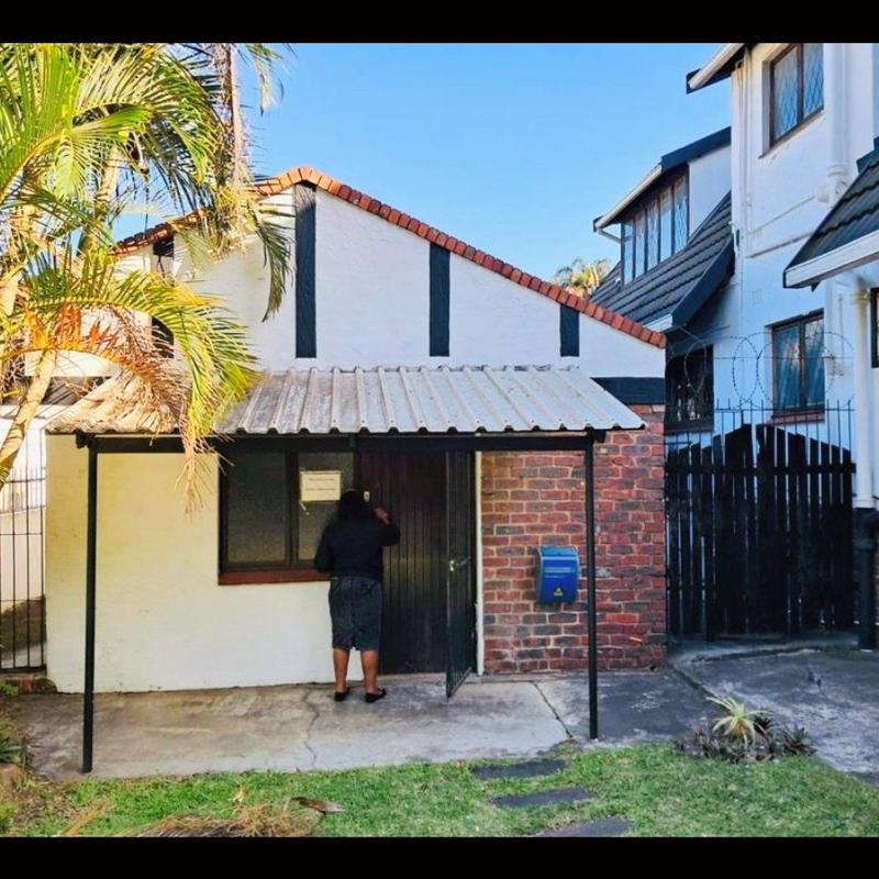 6 Bedroom Property for Sale in Pinetown KwaZulu-Natal