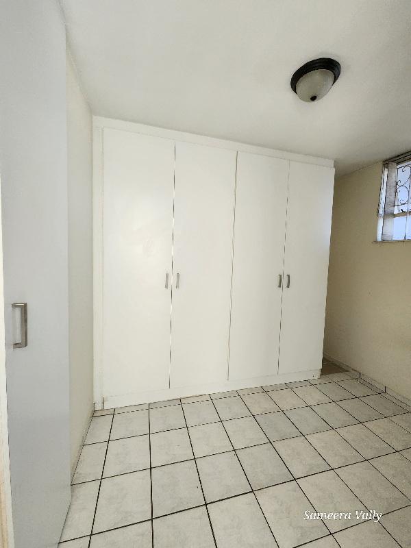 To Let 2 Bedroom Property for Rent in North Beach KwaZulu-Natal