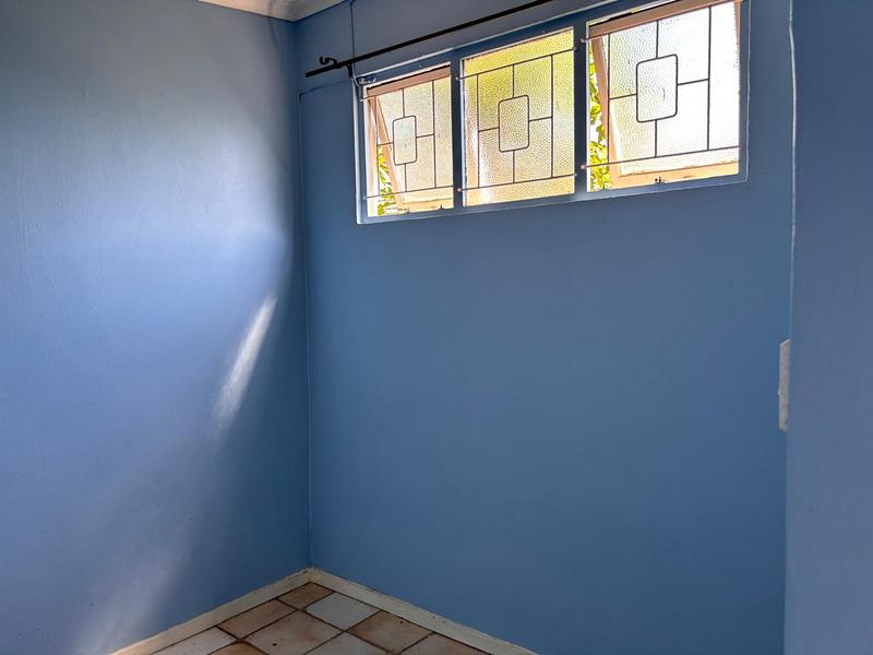 To Let 1 Bedroom Property for Rent in Glenmore KwaZulu-Natal