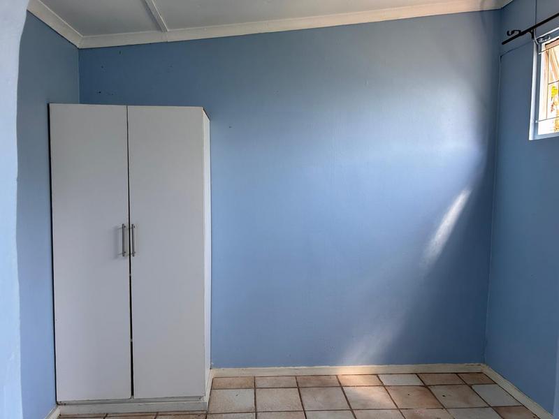 To Let 1 Bedroom Property for Rent in Glenmore KwaZulu-Natal