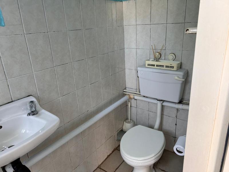 To Let 1 Bedroom Property for Rent in Glenmore KwaZulu-Natal