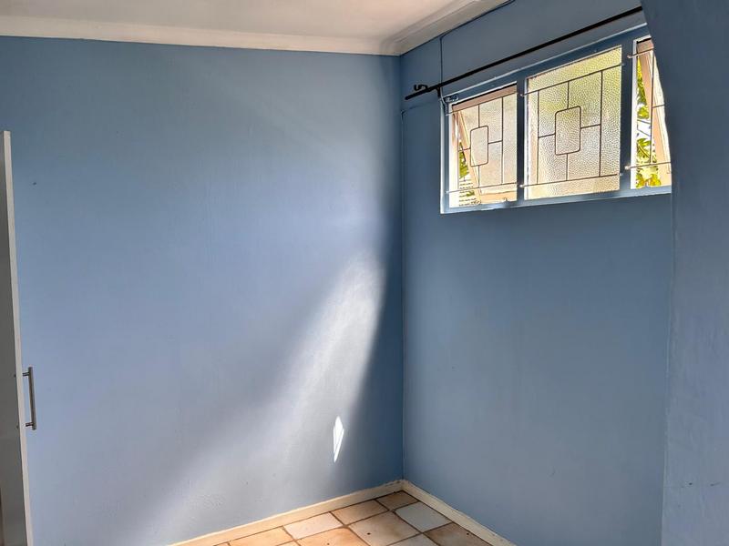 To Let 1 Bedroom Property for Rent in Glenmore KwaZulu-Natal