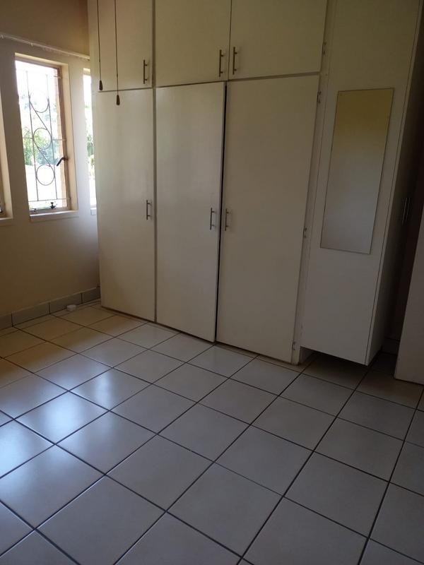 To Let 4 Bedroom Property for Rent in Pinelands KwaZulu-Natal
