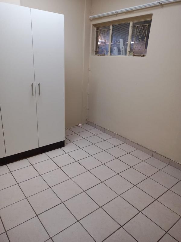To Let 4 Bedroom Property for Rent in Pinelands KwaZulu-Natal