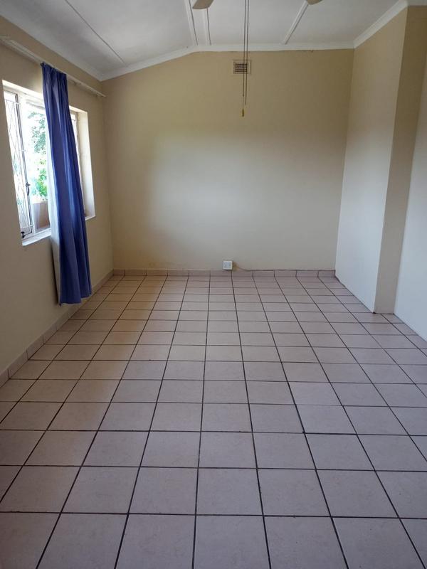 To Let 4 Bedroom Property for Rent in Pinelands KwaZulu-Natal
