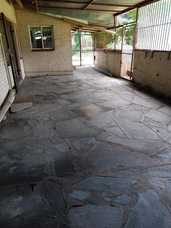 To Let 4 Bedroom Property for Rent in Pinelands KwaZulu-Natal