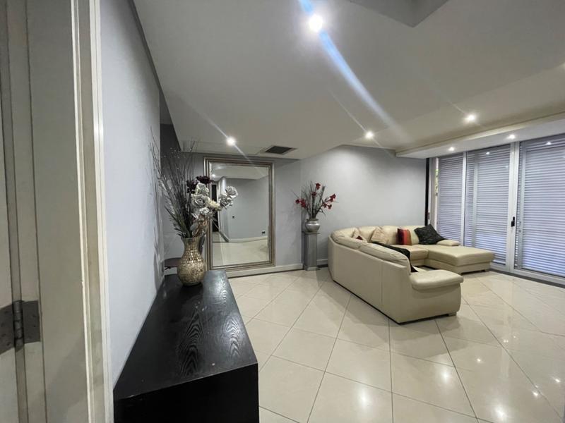 2 Bedroom Property for Sale in New Town Centre KwaZulu-Natal