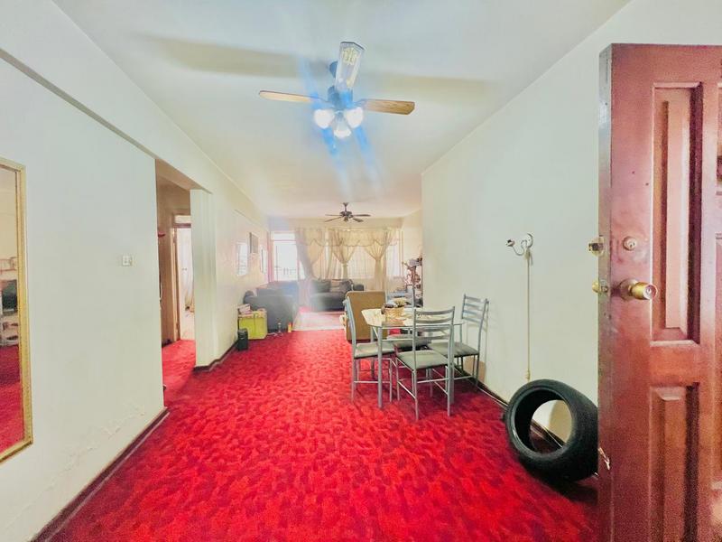 2 Bedroom Property for Sale in Durban Central KwaZulu-Natal